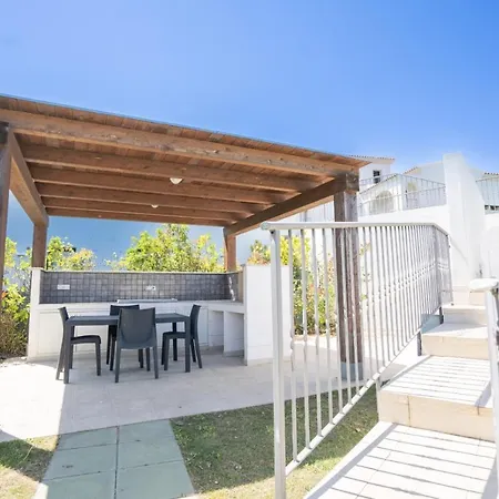 Summer House Apartment Olbia